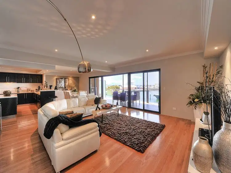 Fifth view of Homely apartment listing, Unit 2/22 Veneto Lane, Mandurah WA 6210
