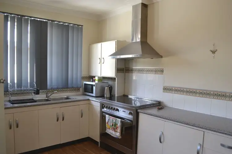 Fifth view of Homely unit listing, 16 Wollaston Crescent, East Bunbury WA 6230