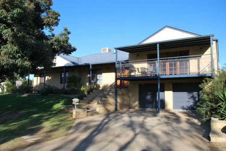 8 Scenic Drive, Cobram VIC 3644