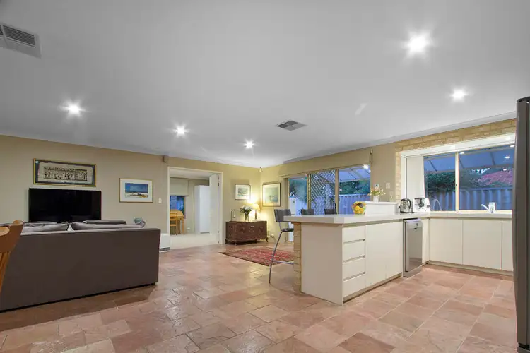 Seventh view of Homely house listing, 6 Lauder Place, Kinross WA 6028