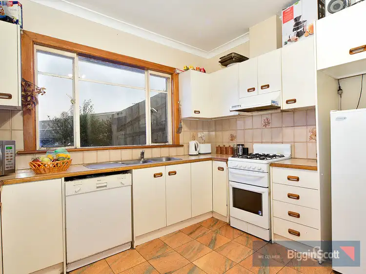 Fifth view of Homely house listing, 5 Hillside Crescent, Maribyrnong VIC 3032
