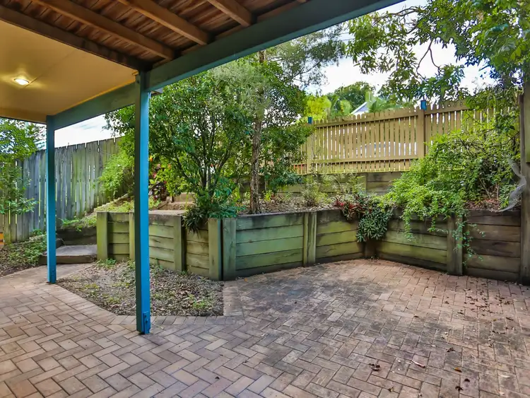 Fifth view of Homely townhouse listing, 2/10 Redarc Street, Fairfield QLD 4103
