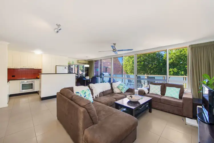 17/111 Rio Vista Bvd, Broadbeach Waters QLD 4218