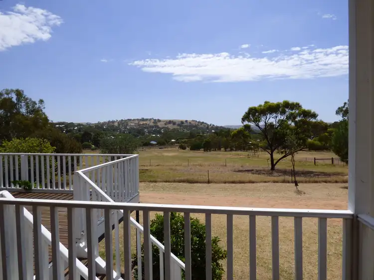 53 Julimar Rd, Toodyay WA 6566