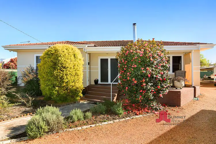 18 Jones Street, Collie WA 6225