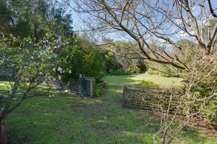 Fourth view of Homely house listing, 10 Icarus Court, Tootgarook VIC 3941