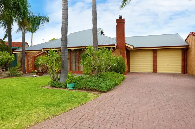 Second view of Homely house listing, 7 Franklin Court, Paradise SA 5075