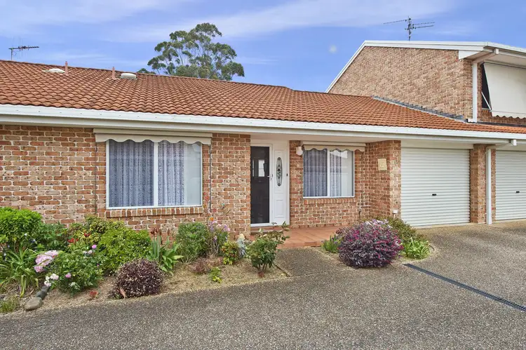 Main view of Homely villa listing, 2/7 Greenmeadows Drive, Port Macquarie NSW 2444
