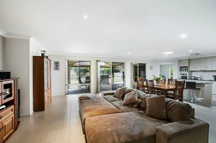 Fifth view of Homely house listing, 2 Jonathan Street, Highfields QLD 4352
