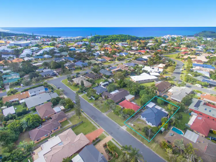 Second view of Homely house listing, 9 Wattle Avenue, Cabarita Beach NSW 2488