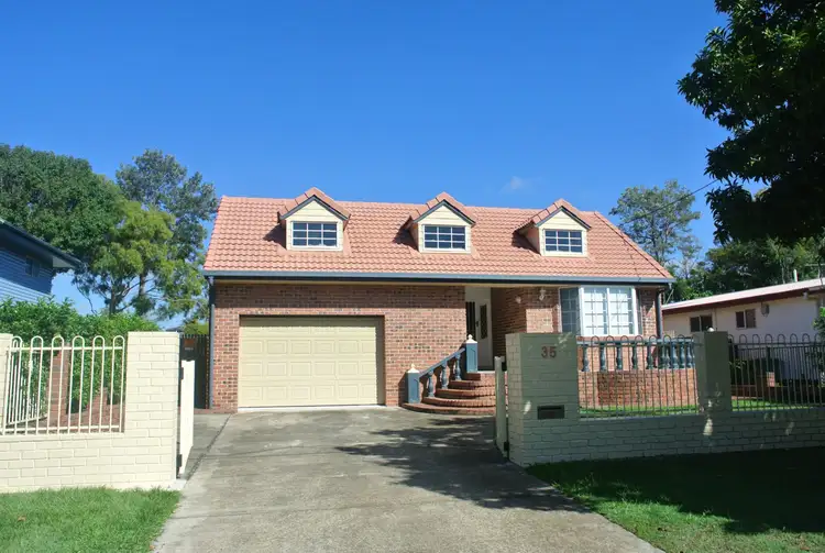 35 Thomas Street, Clontarf QLD 4019