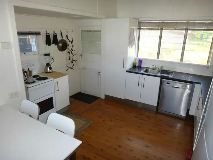Sixth view of Homely house listing, 5 LYON Avenue, Oxley QLD 4075