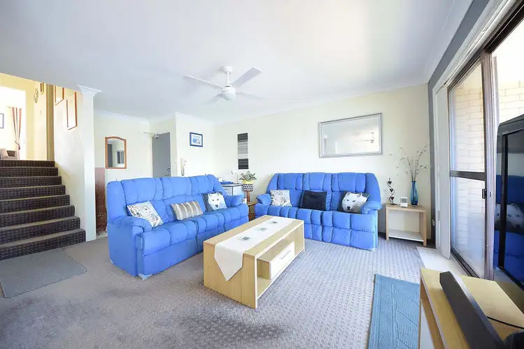 Fourth view of Homely unit listing, 5/4 Aquila Court, Mermaid Waters QLD 4218