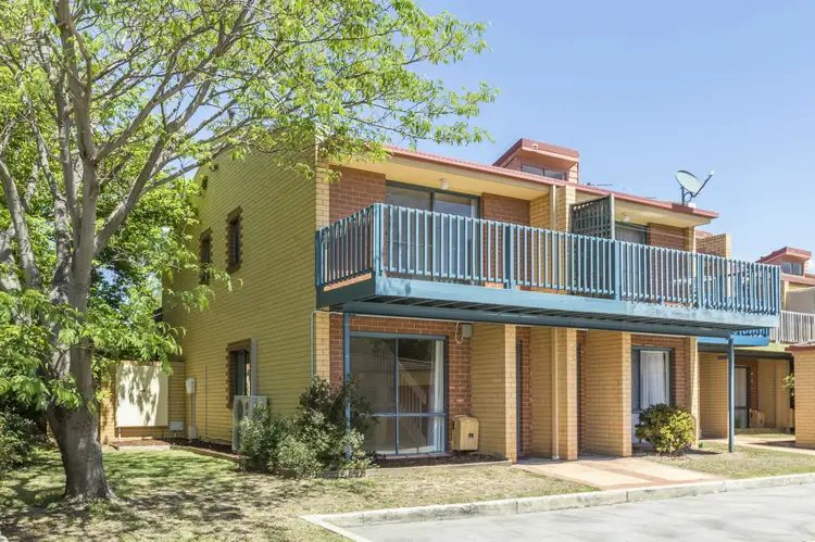 11/111 Uriarra Road, Queanbeyan NSW 2620