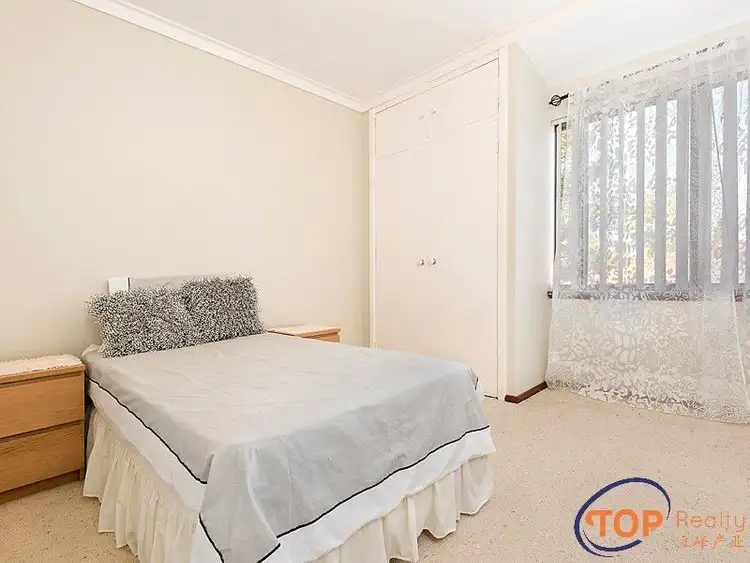 Sixth view of Homely house listing, 6 Darian Drive, Willetton WA 6155