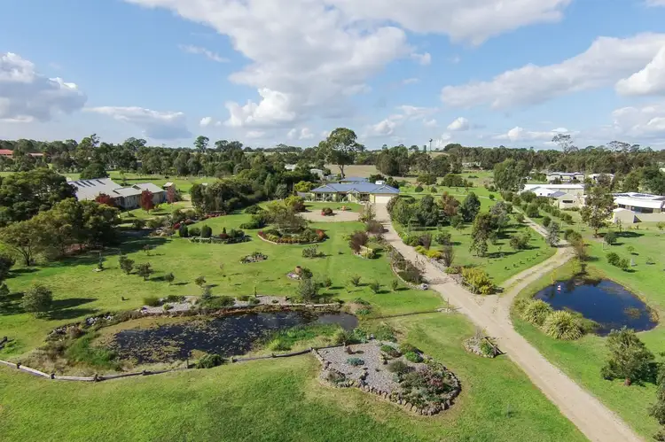 18 Batchelor Court, Maffra VIC 3860
