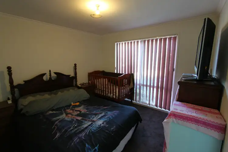 Seventh view of Homely house listing, 4 Lemongrass Court, Baxter VIC 3911