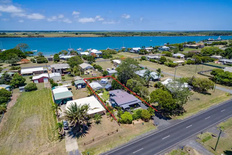 22 Powers Street, Burnett Heads QLD 4670
