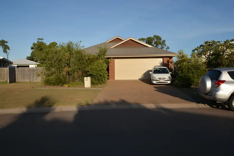 19 Beach Oak Drive, Mount Low QLD 4818