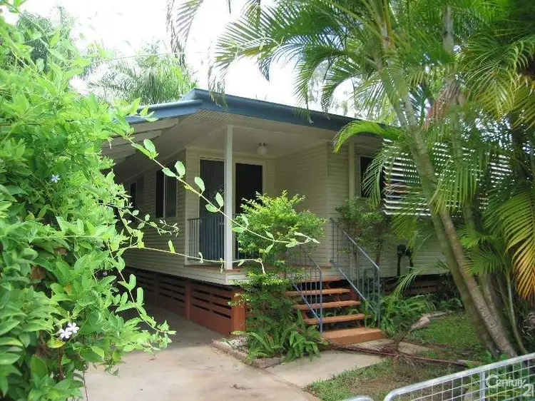 42 Wattle Street, Blackwater QLD 4717