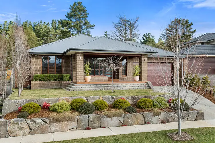 53 Mulgutherie Way, Gisborne VIC 3437