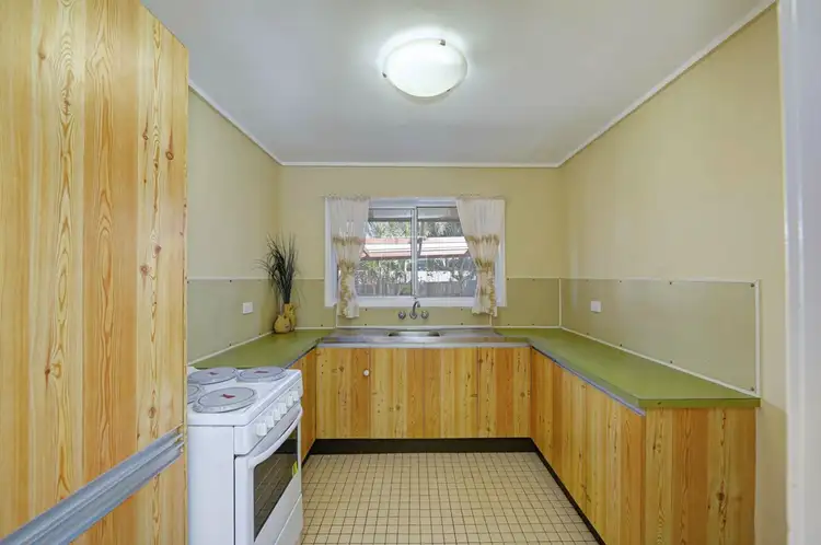 Sixth view of Homely house listing, 1 Bruce Court, Kepnock QLD 4670