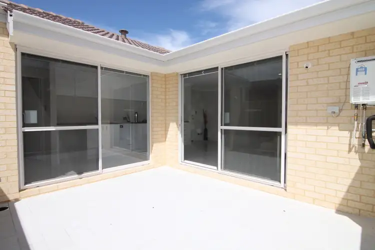 Fifth view of Homely villa listing, 3/73 Ferguson St, Midland WA 6056