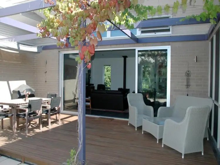 Fifth view of Homely house listing, 8 Emily Court, Howlong NSW 2643