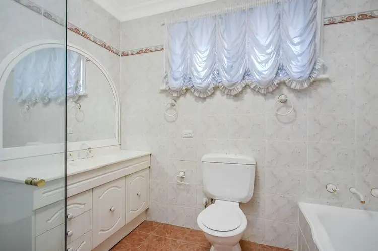 Fifth view of Homely house listing, 8 Bundilla Avenue, Winston Hills NSW 2153