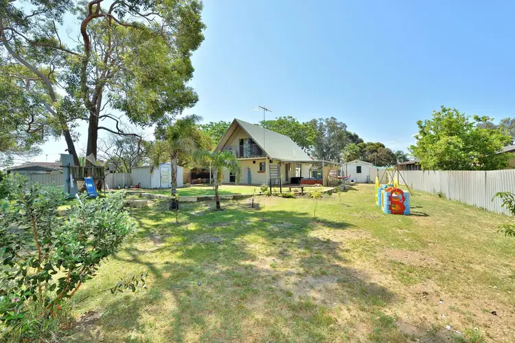 3 Roy Road, Coodanup WA 6210