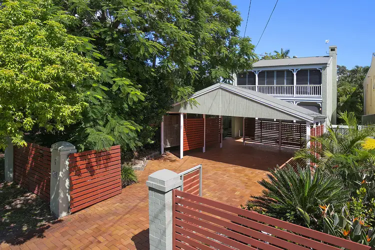 9 Berry St, Sherwood QLD 4075