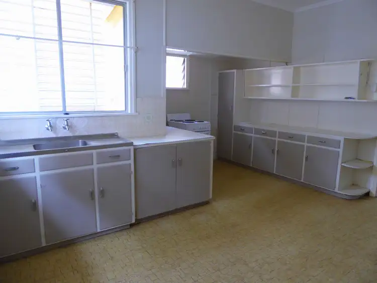 Second view of Homely house listing, 1/522 OXLEY AVENUE St, Redcliffe QLD 4020