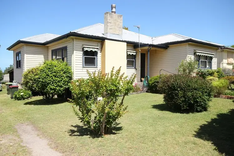8 Calle Calle Street, Eden NSW 2551