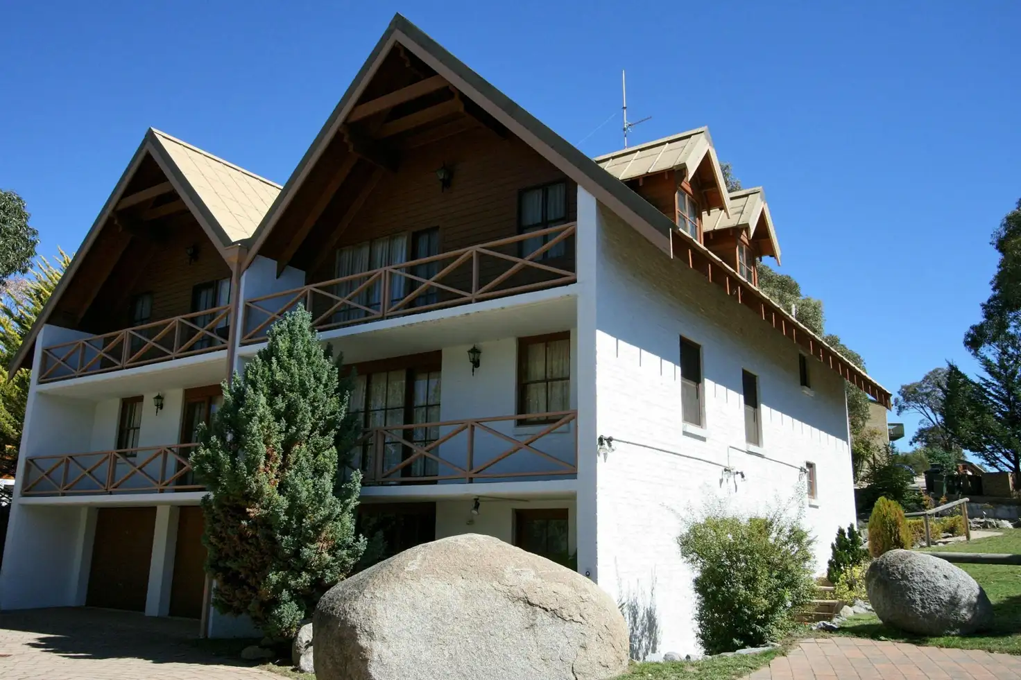 Main view of Homely unit listing, 1/24 Townsend Street, Jindabyne NSW 2627