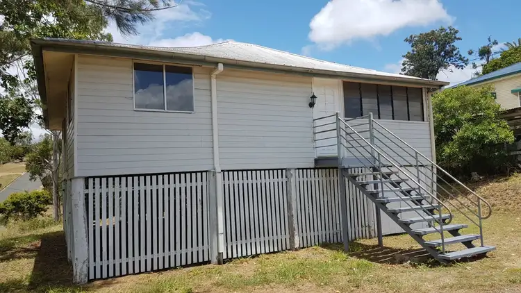 18 Hall Street South, Mount Morgan QLD 4714