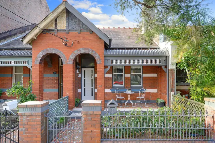 41 Northumberland Avenue, Stanmore NSW 2048