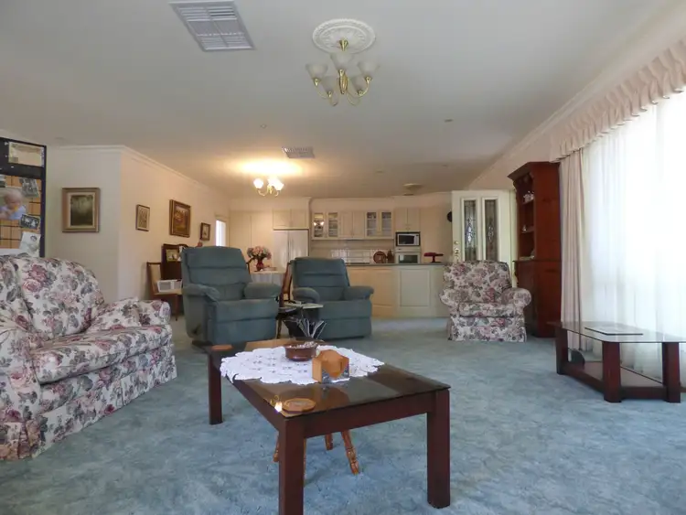 Sixth view of Homely townhouse listing, 2 Maud Street, Benalla VIC 3672