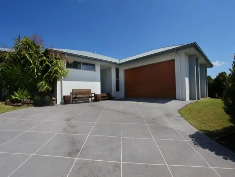 29 Robertson Drive, Nambour QLD 4560