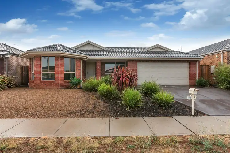 76 Saltbush Crescent, Brookfield VIC 3338