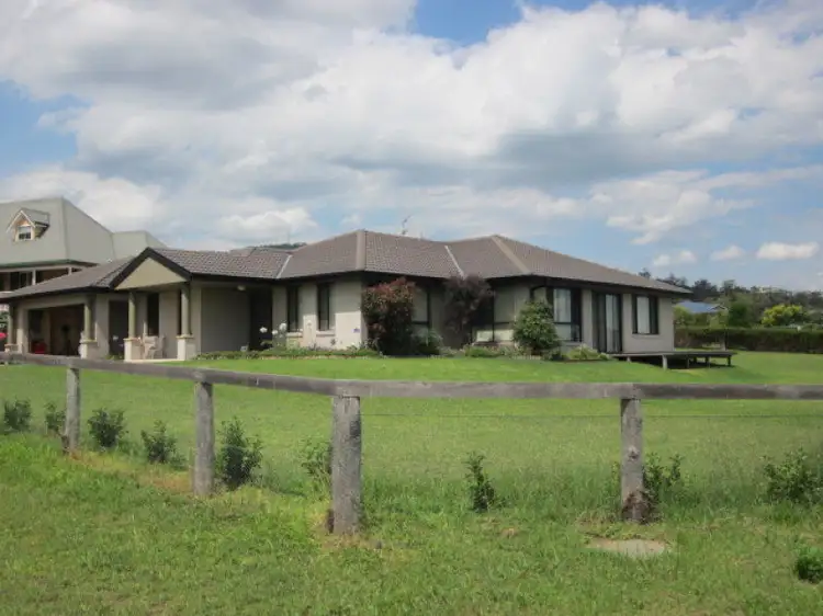 17 Stanstead Close, Scone NSW 2337