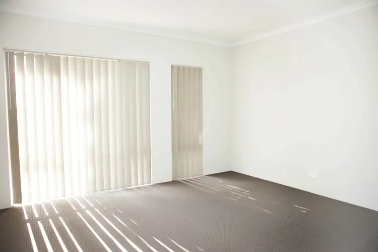 Main view of Homely house listing, 2/13 Thomas Way, Kardinya WA 6163