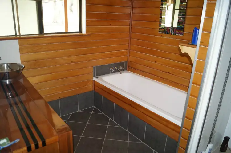 Fifth view of Homely house listing, 1040 Belmont Road, Glendale QLD 4711