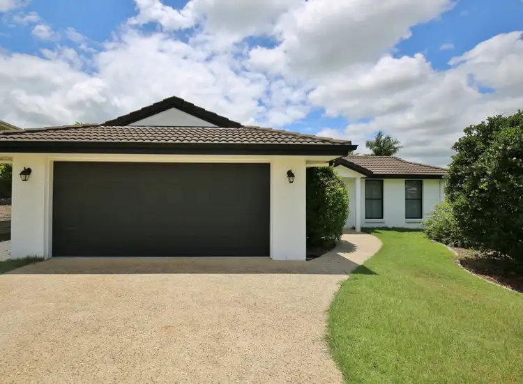 Fourth view of Homely house listing, 2 Bishop Court, Southside QLD 4570