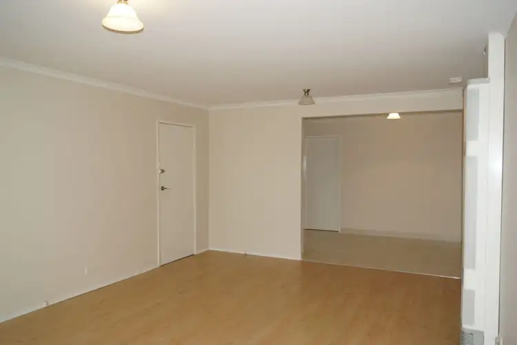 Fifth view of Homely house listing, 8 Dunne Court, Shepparton VIC 3630