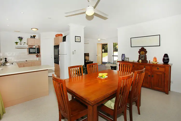 Second view of Homely house listing, 3 Kings Pl, Burnside QLD 4560