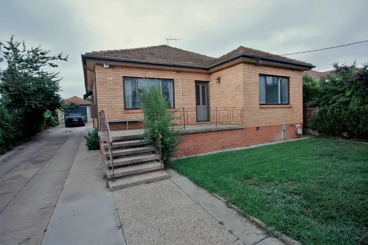 138 Uriarra Road, Crestwood NSW 2620