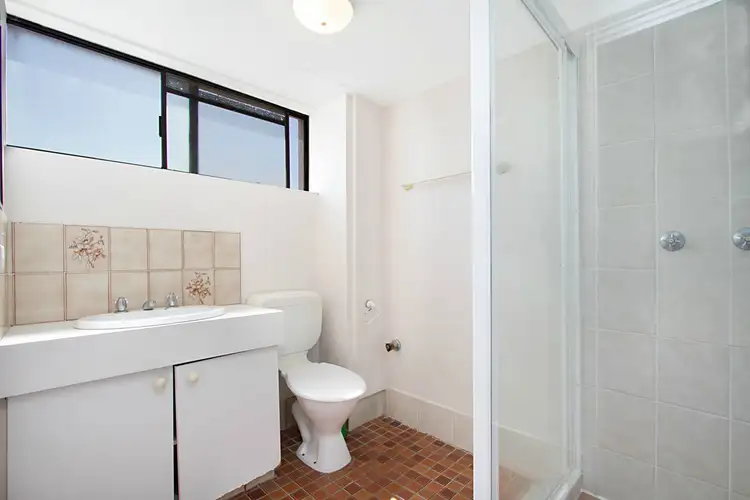 Sixth view of Homely unit listing, 4/3 Ocean Street, Mermaid Beach QLD 4218