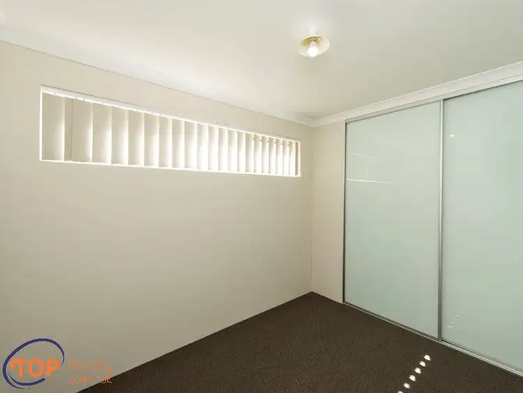 Sixth view of Homely house listing, 34 Panozza Circle, Maddington WA 6109