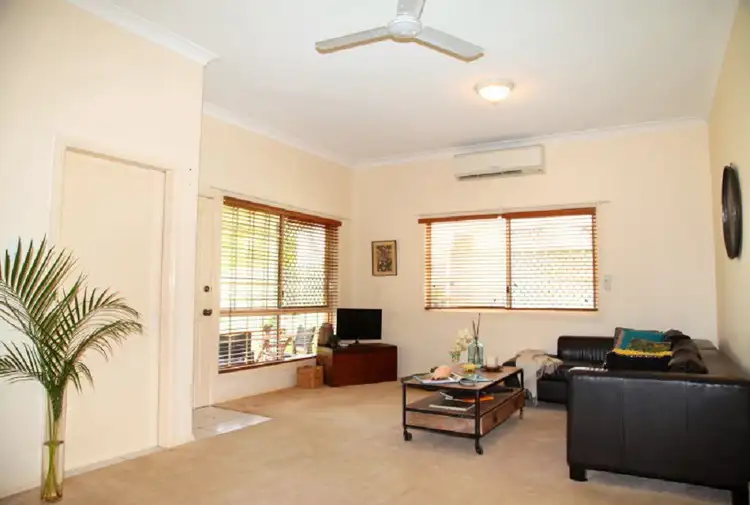 1/27 Nakina Street, Southport QLD 4215