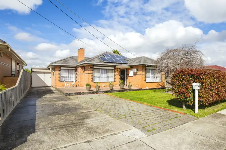 7 Monmouth Street, Avondale Heights VIC 3034